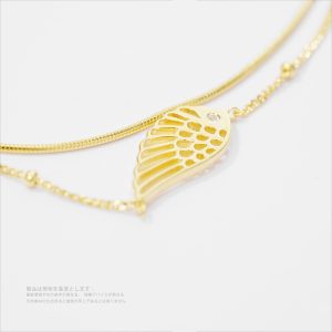 翼の旅 光を探る オリジナルデザイン ゴールド色・金メッキ・標準ネックレス