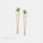 エメラルド漫探り オリジナルデザイン	ゴールド色・金メッキ・中サイズイヤリング
